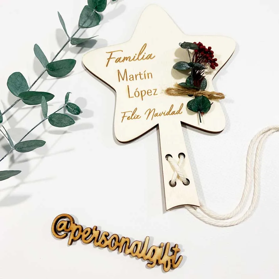 Estrella de madera personalizada. Personal Gift Ávila