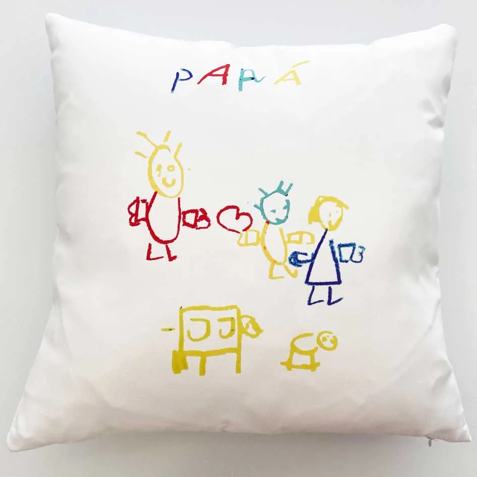 Cojín personalizado con el dibujo de tu hijo e hija. Personal Gift Ávila